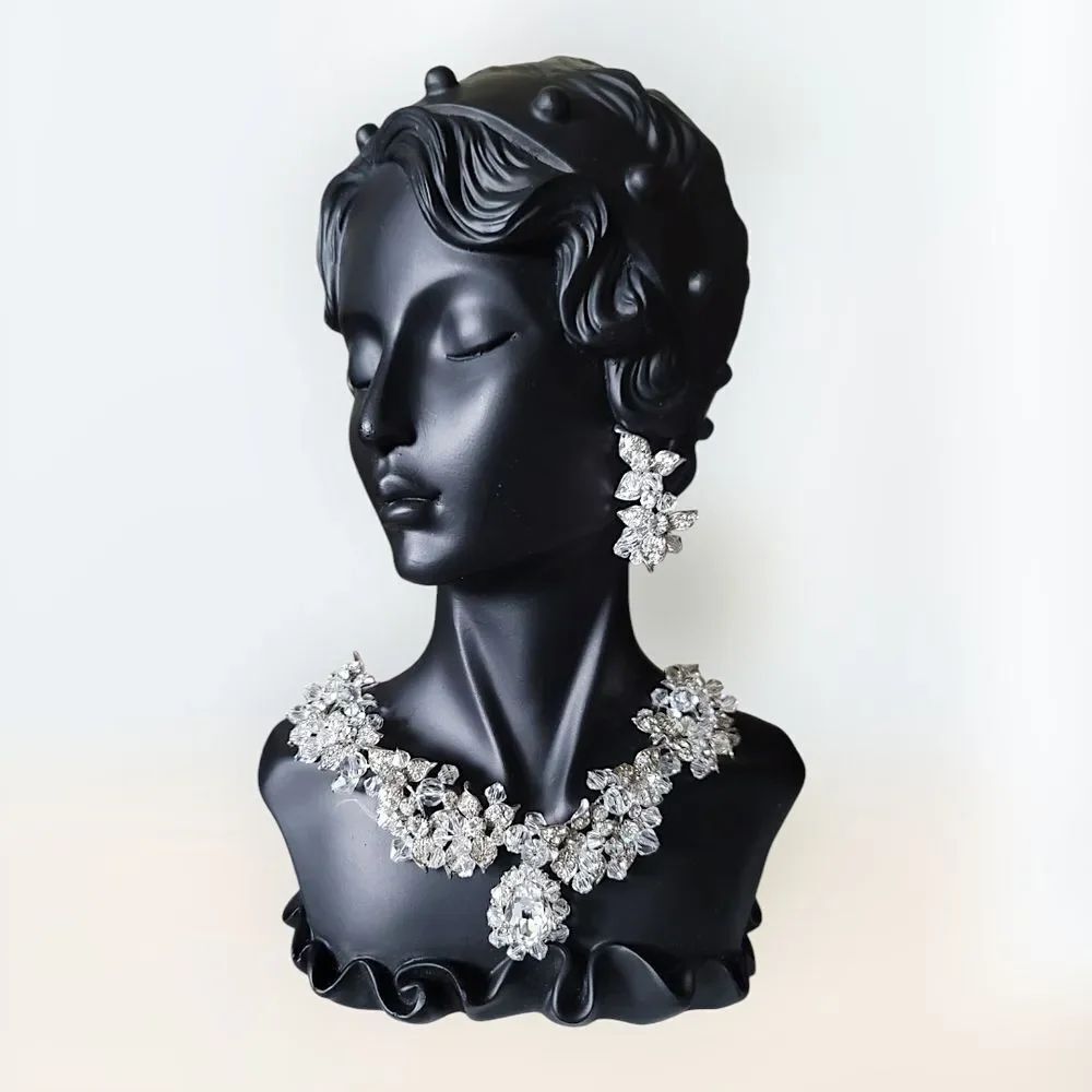 Elegant Floral Jewelry Set